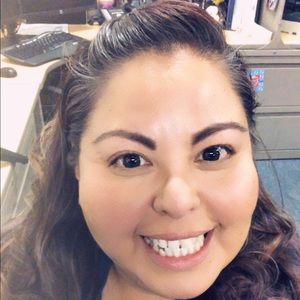 Meet your Posher, Gina